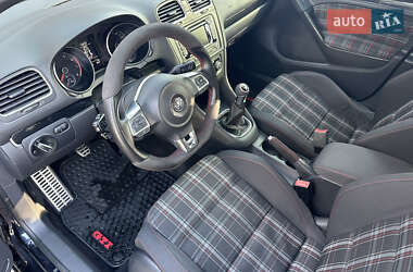 Хетчбек Volkswagen Golf GTI 2010 в Кам'янському