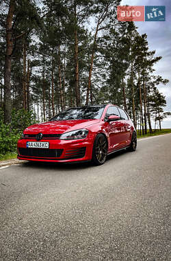 Хетчбек Volkswagen Golf GTI 2015 в Києві