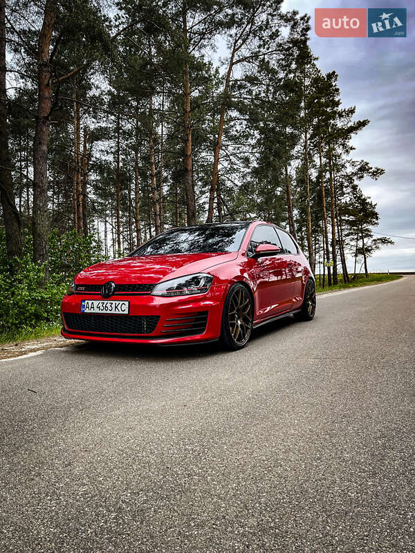 Volkswagen Golf GTI 2015