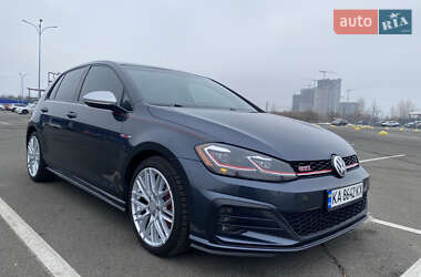 Хэтчбек Volkswagen Golf GTI 2020 в 