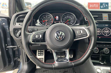 Хэтчбек Volkswagen Golf GTI 2020 в 