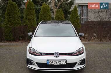 Хэтчбек Volkswagen Golf GTI 2018 в Киеве
