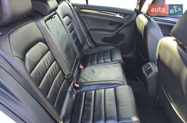 Хэтчбек Volkswagen Golf GTI 2014 в 