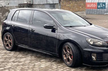 Хетчбек Volkswagen Golf GTI 2009 в 
