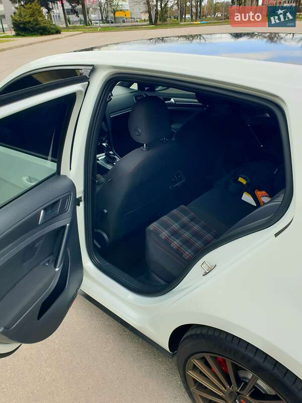 Хетчбек Volkswagen Golf GTI 2019 в Запоріжжі