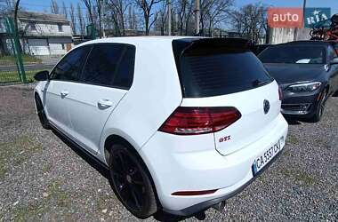 Хетчбек Volkswagen Golf GTI 2020 в 