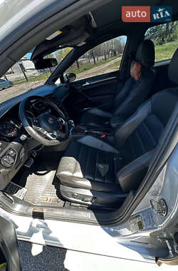Хетчбек Volkswagen Golf GTI 2019 в 