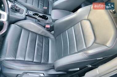 Хэтчбек Volkswagen Golf GTI 2015 в 