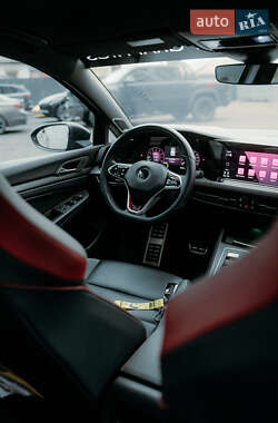 Хетчбек Volkswagen Golf GTI 2021 в 