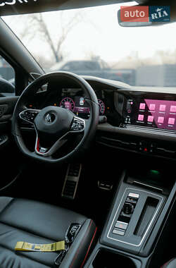 Хетчбек Volkswagen Golf GTI 2021 в 