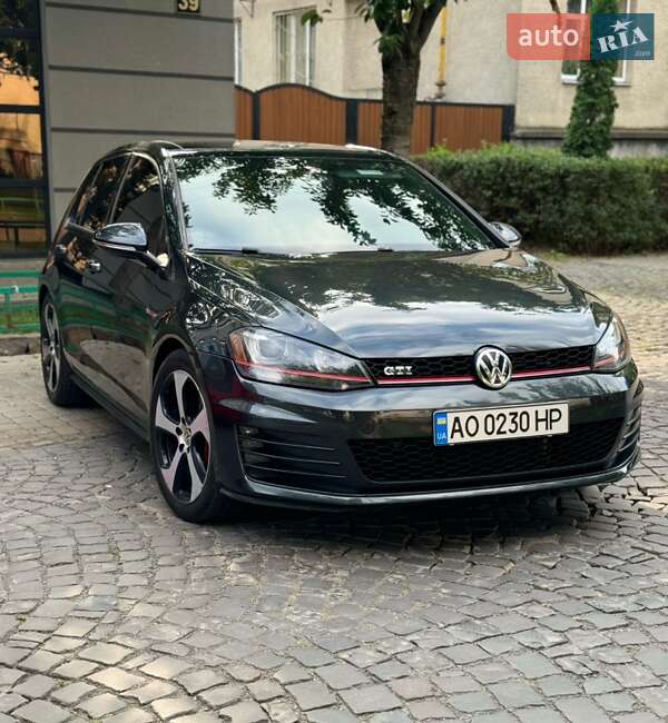 Volkswagen Golf GTI 2015