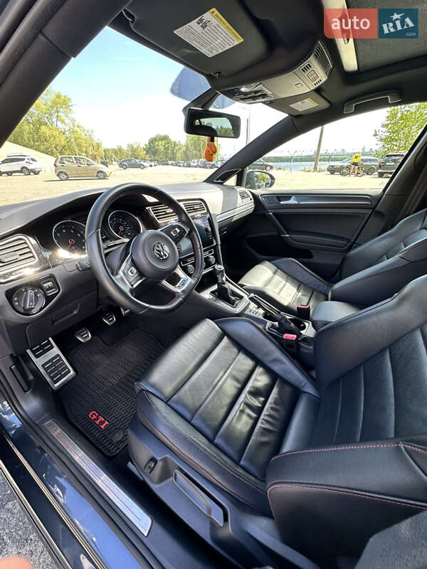 Хетчбек Volkswagen Golf GTI 2019 в Києві