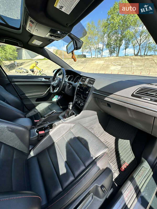 Хетчбек Volkswagen Golf GTI 2019 в Києві