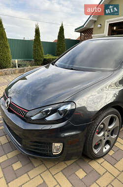 Хэтчбек Volkswagen Golf GTI 2010 в 
