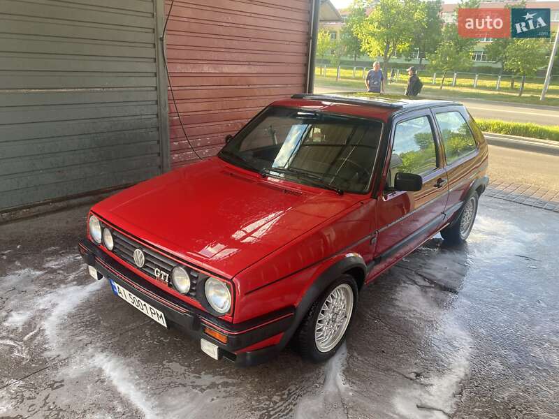 Хэтчбек Volkswagen Golf GTI 1988 в Киеве