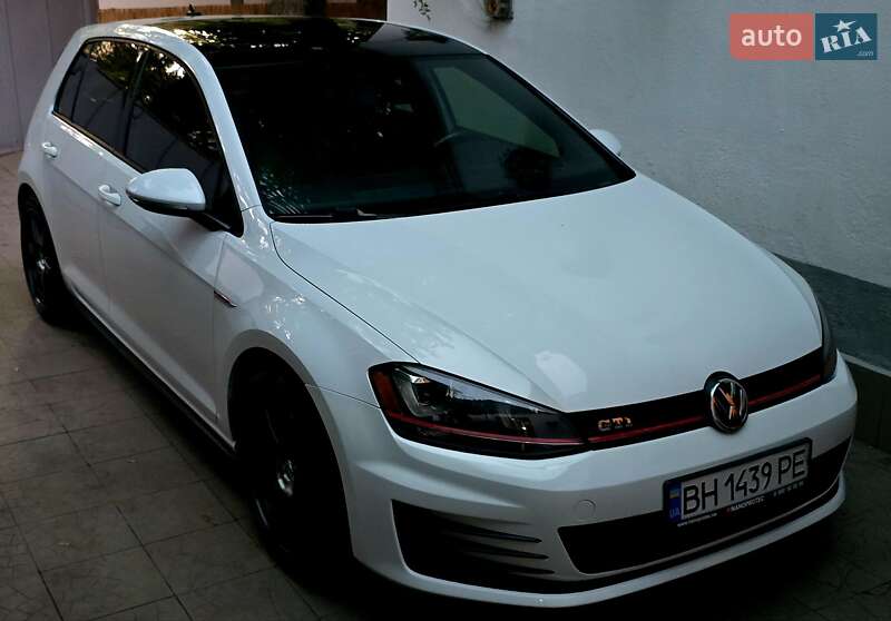 Volkswagen Golf GTI 2014