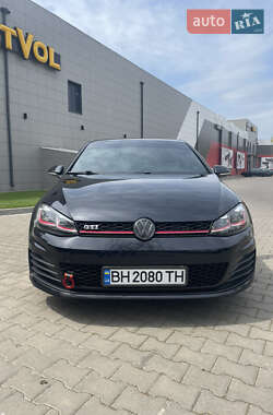 Хэтчбек Volkswagen Golf GTI 2017 в 