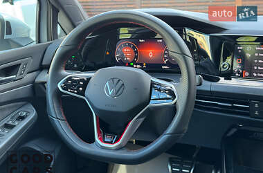 Хетчбек Volkswagen Golf GTI 2023 в 