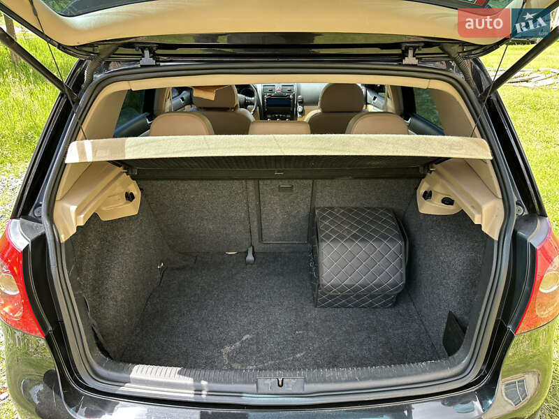 Хэтчбек Volkswagen Golf GTI 2006 в Виннице