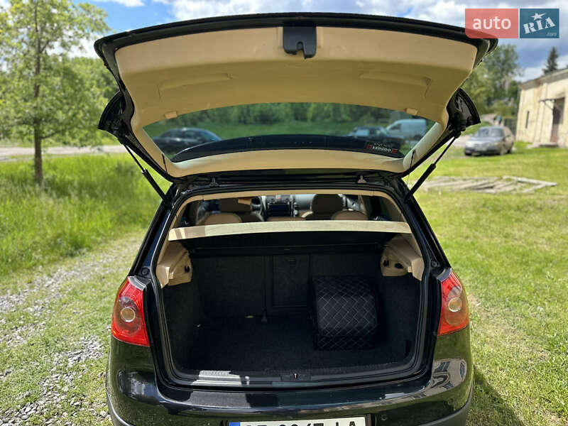 Хэтчбек Volkswagen Golf GTI 2006 в Виннице