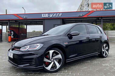 Хэтчбек Volkswagen Golf GTI 2020 в 