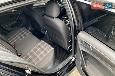 Хэтчбек Volkswagen Golf GTI 2020 в 