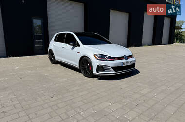Хэтчбек Volkswagen Golf GTI 2020 в Днепре