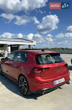 Хетчбек Volkswagen Golf GTI 2022 в 