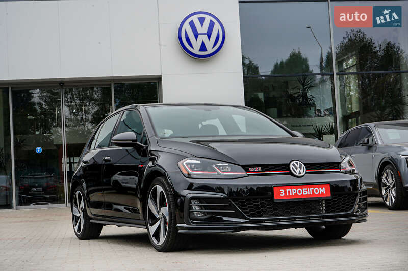 Хэтчбек Volkswagen Golf GTI 2019 в Житомире