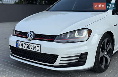 Хэтчбек Volkswagen Golf GTI 2014 в 