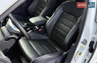 Хэтчбек Volkswagen Golf GTI 2014 в 