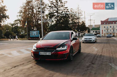 Хэтчбек Volkswagen Golf GTI 2017 в Чернигове
