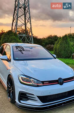 Хетчбек Volkswagen Golf GTI 2011 в Добропіллі