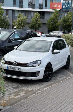 Хэтчбек Volkswagen Golf GTI 2010 в Киеве