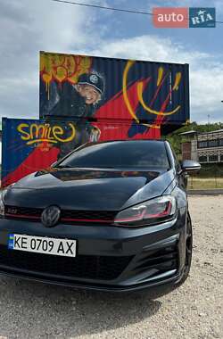 Хэтчбек Volkswagen Golf GTI 2019 в Днепре