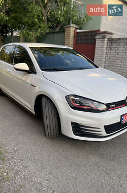 Хетчбек Volkswagen Golf GTI 2017 в Києві