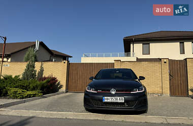 Хэтчбек Volkswagen Golf GTI 2017 в Запорожье