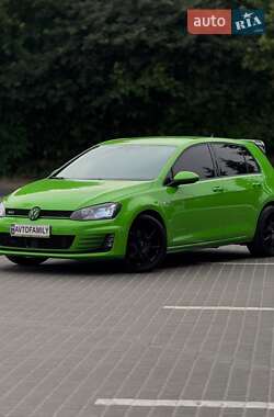 Хэтчбек Volkswagen Golf GTI 2015 в Днепре