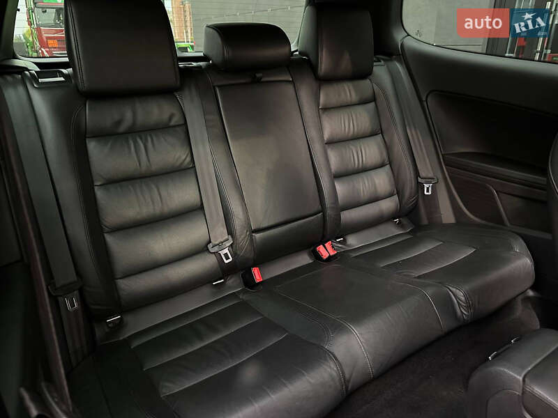 Хэтчбек Volkswagen Golf GTI 2011 в Днепре