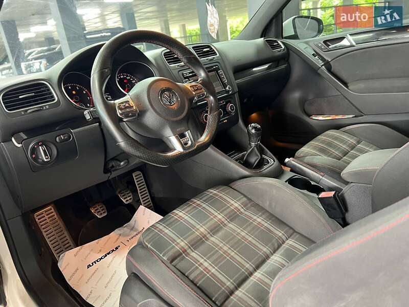 Хетчбек Volkswagen Golf GTI 2010 в Одесі