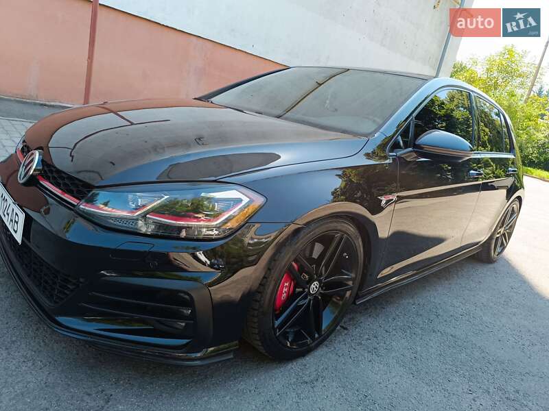 Хэтчбек Volkswagen Golf GTI 2018 в Ровно