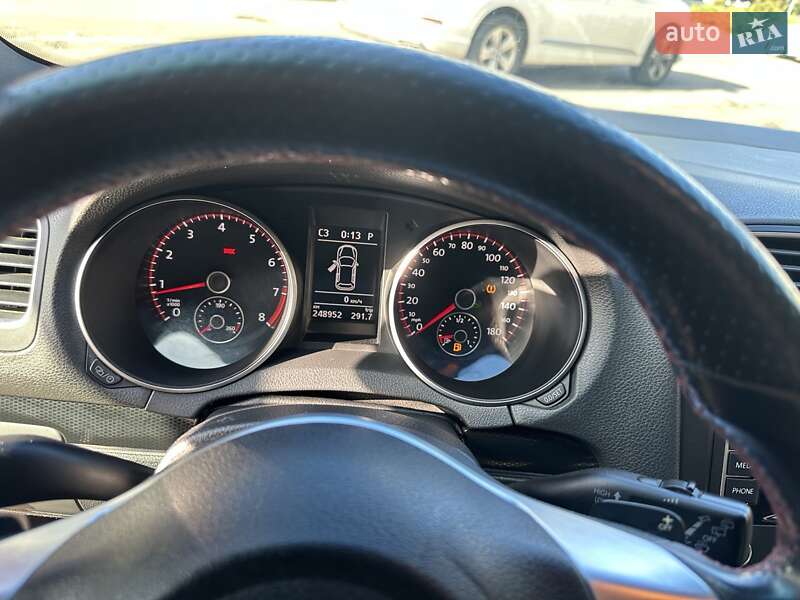 Хетчбек Volkswagen Golf GTI 2013 в Києві фото 7 Хетчбек Volkswagen Golf GTI 2013 в Києві