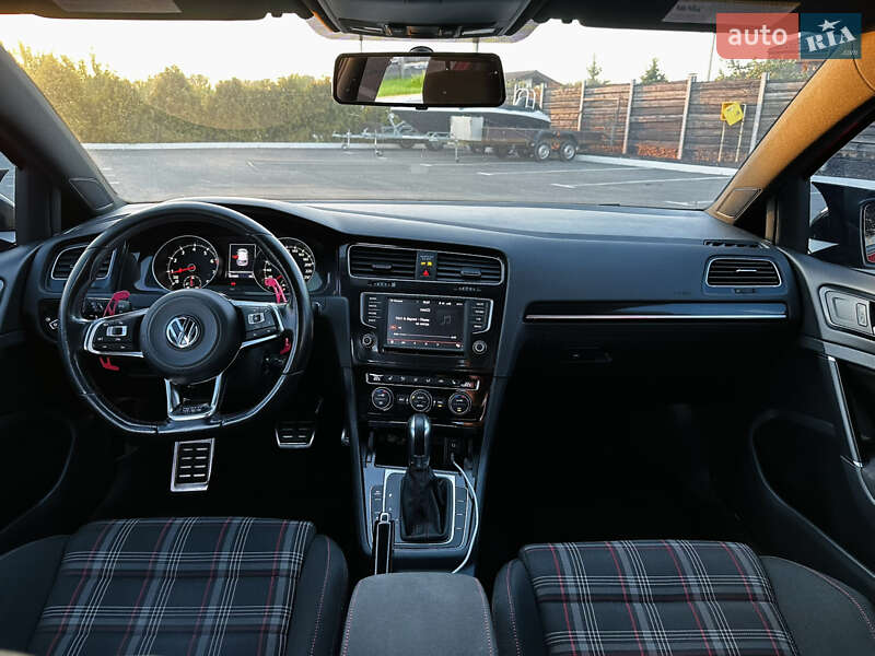 Хэтчбек Volkswagen Golf GTI 2016 в Харькове