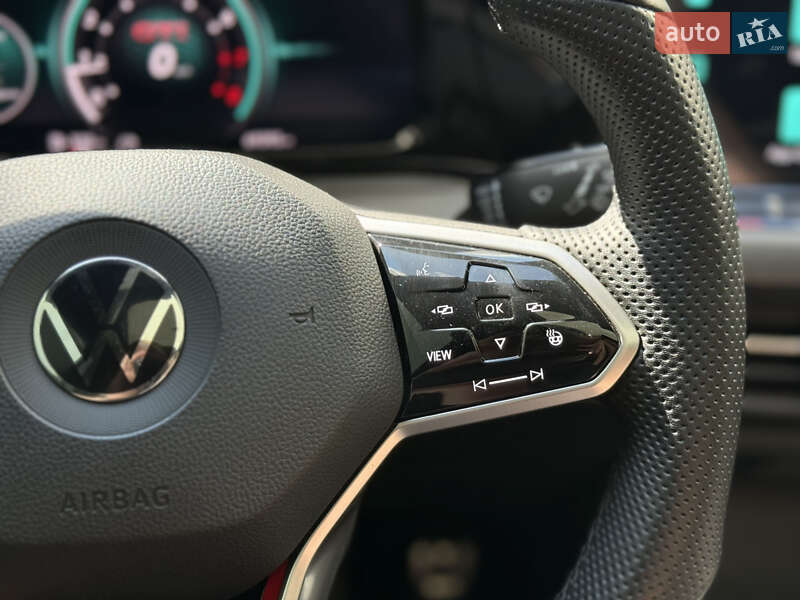 Хэтчбек Volkswagen Golf GTI 2021 в Киеве