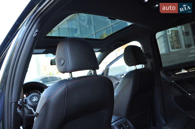 Хэтчбек Volkswagen Golf GTI 2017 в Одессе