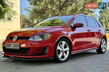 Хэтчбек Volkswagen Golf GTI 2017 в Днепре