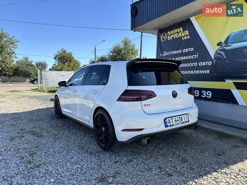 Хэтчбек Volkswagen Golf GTI 2019 в Ивано-Франковске фото 8 Хэтчбек Volkswagen Golf GTI 2019 в Ивано-Франковске