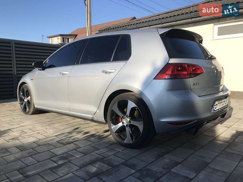 Хетчбек Volkswagen Golf GTI 2014 в Одесі фото 44 Хетчбек Volkswagen Golf GTI 2014 в Одесі