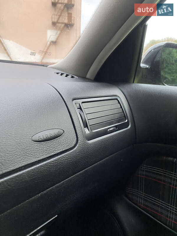 Хэтчбек Volkswagen Golf GTI 1999 в Ивано-Франковске