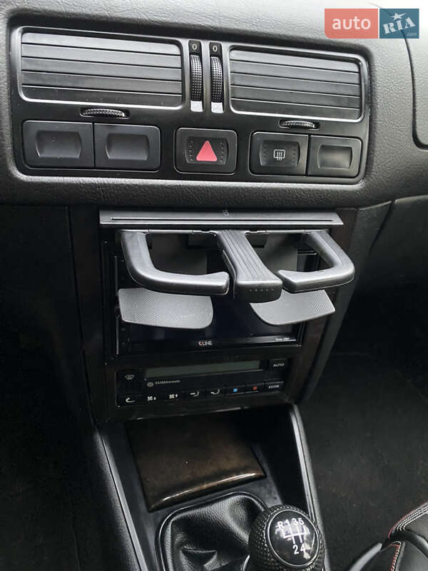 Хэтчбек Volkswagen Golf GTI 1999 в Ивано-Франковске